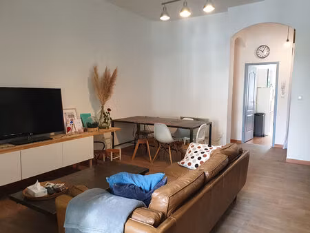 location appartement 4 pièces  83.50m²  narbonne