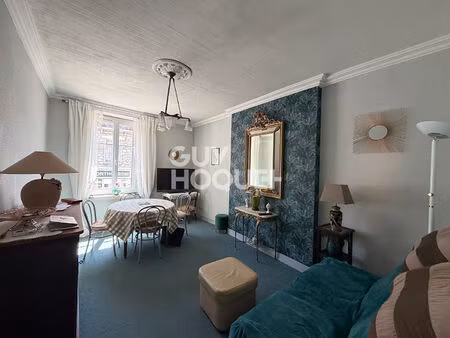 à vendre! superbe duplex 86.7 m² avec grand garage de 31 m²au coeur du centre historique d