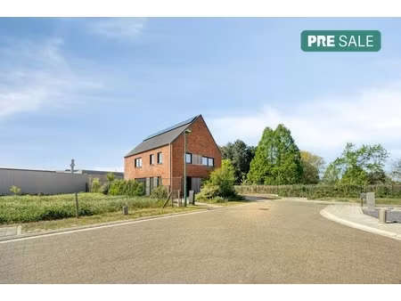 huis te koop in adegem met 4 slaapkamers