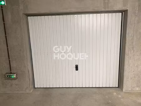 parking / box saint quay portrieux 15 m2