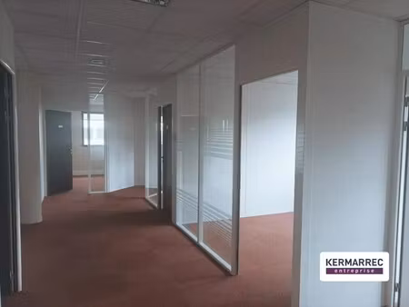 location bureaux 205 m²