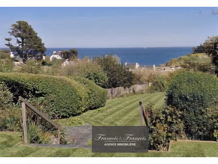 maison jolie vue mer à sauzon
