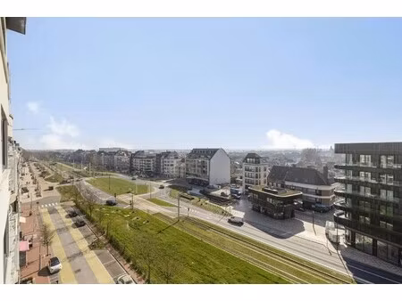knap appartement vlakbij het heldenplein in heist te koop