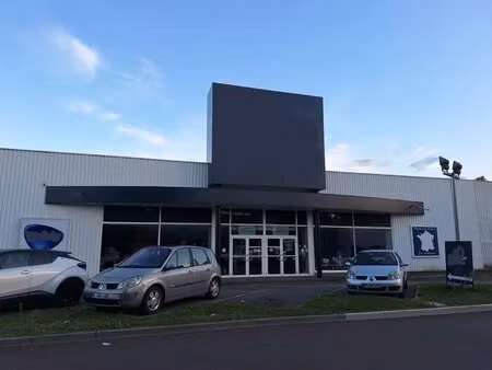 vente commerce andelnans 90400 1500m²