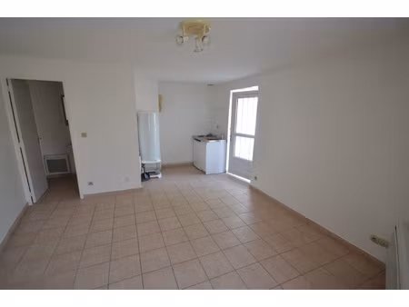location appartement 1 pièce 23m² nantes 44200