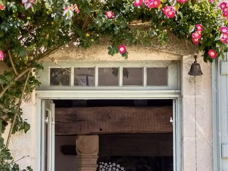 ancien presbytère du xiv? siècle - 310 m2 - volumes rares et potentiel d’usage gourdon -..