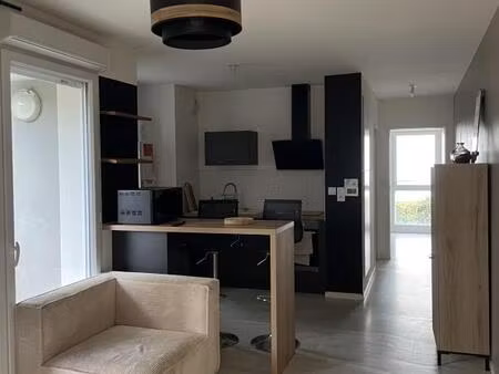 location appartement 2 pièces meublé 40m² reze 44400