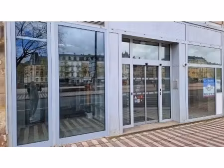 location commerce belfort 90000 265m²