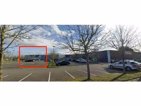 location commerce vernouillet 28500 1200m²