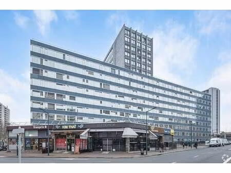 vente bureaux 50 m² à 561 m²