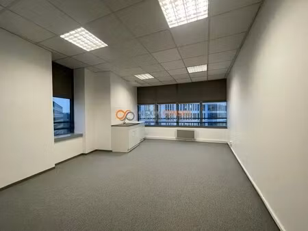 vente bureaux 100 m² à 619 m²