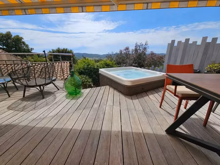 vente maison 4 pièces 91m2 le lavandou 83980 - 615000 € - surface privée