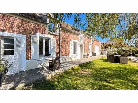 maison de 6 pièces de 150 m² à châtillon-la-borde