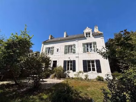 vente maison à dinard (35800) : à vendre / 180m² dinard