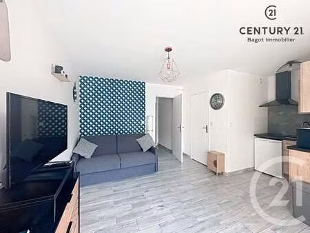 location appartement 2 pièces meublé à villers-sur-mer (14640) : à louer 2 pièces meublé /