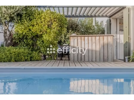 maison 8 pièces - 170 m²