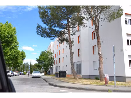 location appartement 3 pièces 72 m² à cavaillon (84300)