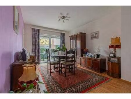 appartement de 2 chambres au rez-de-chaussée avec jardin et