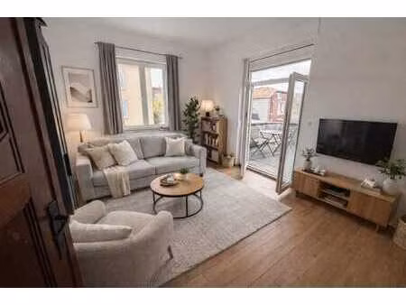 duplex 3/4 chambres avec terrasse  à deux pas du douaire