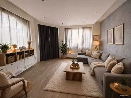 appartement 2 chambres avec cour  à deux pas du douaire