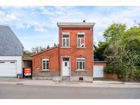 maison 2 à 3 chambres à rénover avec terrain à bâtir