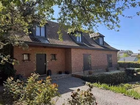 belle villa avec espace pour profession libérale.