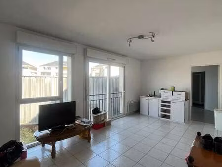 location appartement 2 pièces à saint-barthélemy-d'anjou (49124) : à louer 2 pièces / 45m²