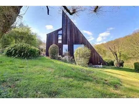 maison d'architecte dans environnement confidentiel