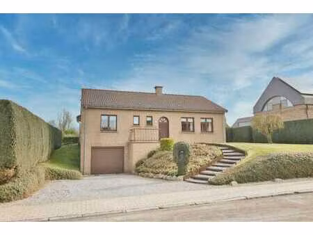 rare! bungalow 3 chambres + cave et garage 2 voitures
