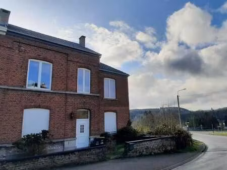 a vendre : maison villageoise dans le village de bas-oha