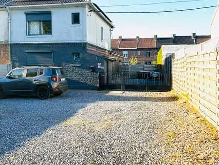 maison 2 chambres  estinnes  peb c