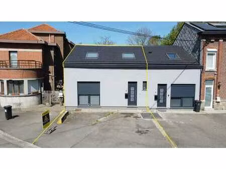 boirs - maison 3 façades  2 chambres  en très bon état