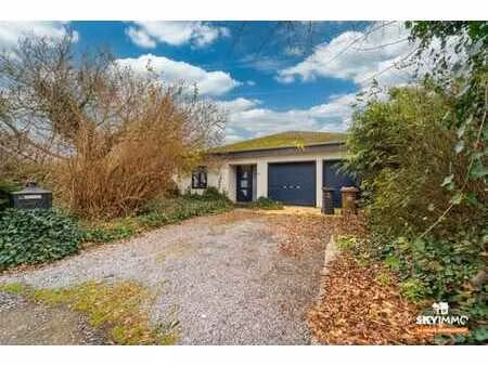 joli bungalow 4ch - peb d - garage - spacieux jardin