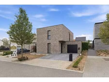 luxueus wonen in alle rust te hoepertingen: hoogwaardig a...