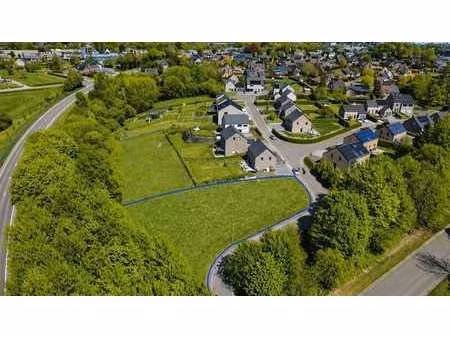 terrain a bâtir - 1700 m2 - herve - lotissement -relief plat