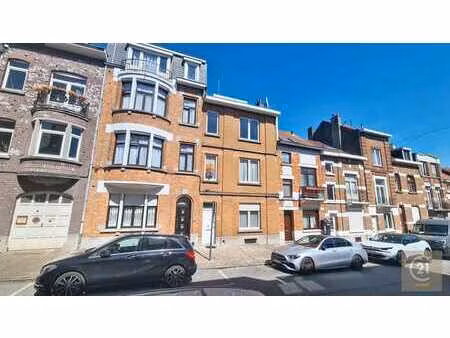 maison rénovée 4 chambres avec terrasse et jardin