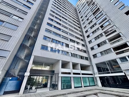 achat local professionnel 368m²