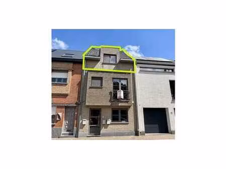 duplex-appartement gelegen nabij centrum zottegem!