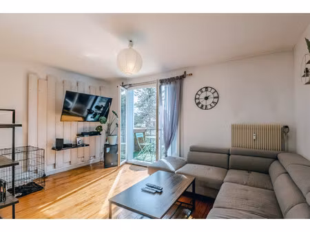 t4 avec extérieur proche centre-ville de thonon