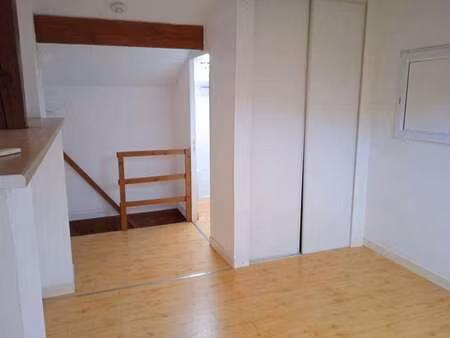 location maison à bègles (33130) : à louer / 36m² bègles