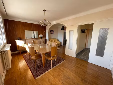 location maison 5 pièces 140 m² à clermont-ferrand (63000)  1 240 €