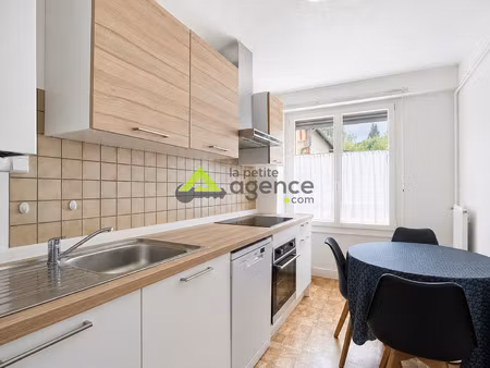 appartement t3 60 m2 aubusson parking + cave