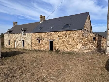 maison de 2 pièces de 144 m² à saint-fraimbault