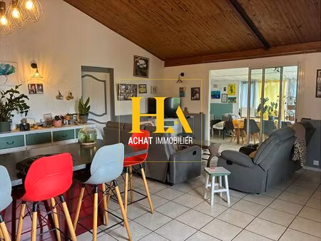 ensemble immobilier 7 pièce(s) 159 m2 - petite ile