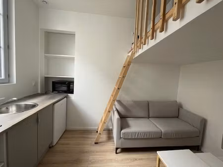 studio avec mezzanine meublé !