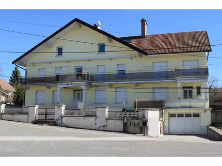 immeuble de 4 appartements et un plateau 395000 euros