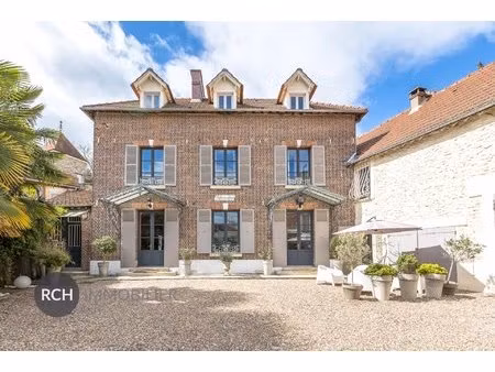 a 5 minutes de neauphle le château - superbe maison de maître du xix ème siècle à la décor