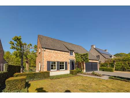 huis te koop in malle met 3 slaapkamers
