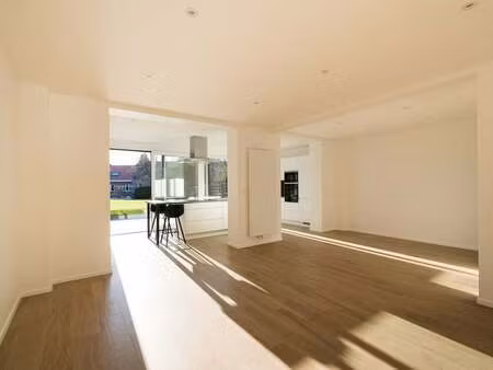 maison à louer à wezembeek-oppem € 2.500 (lnsul) | zimmo