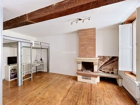 studio 24 5 m² place arnaud bernard dans chartreuse